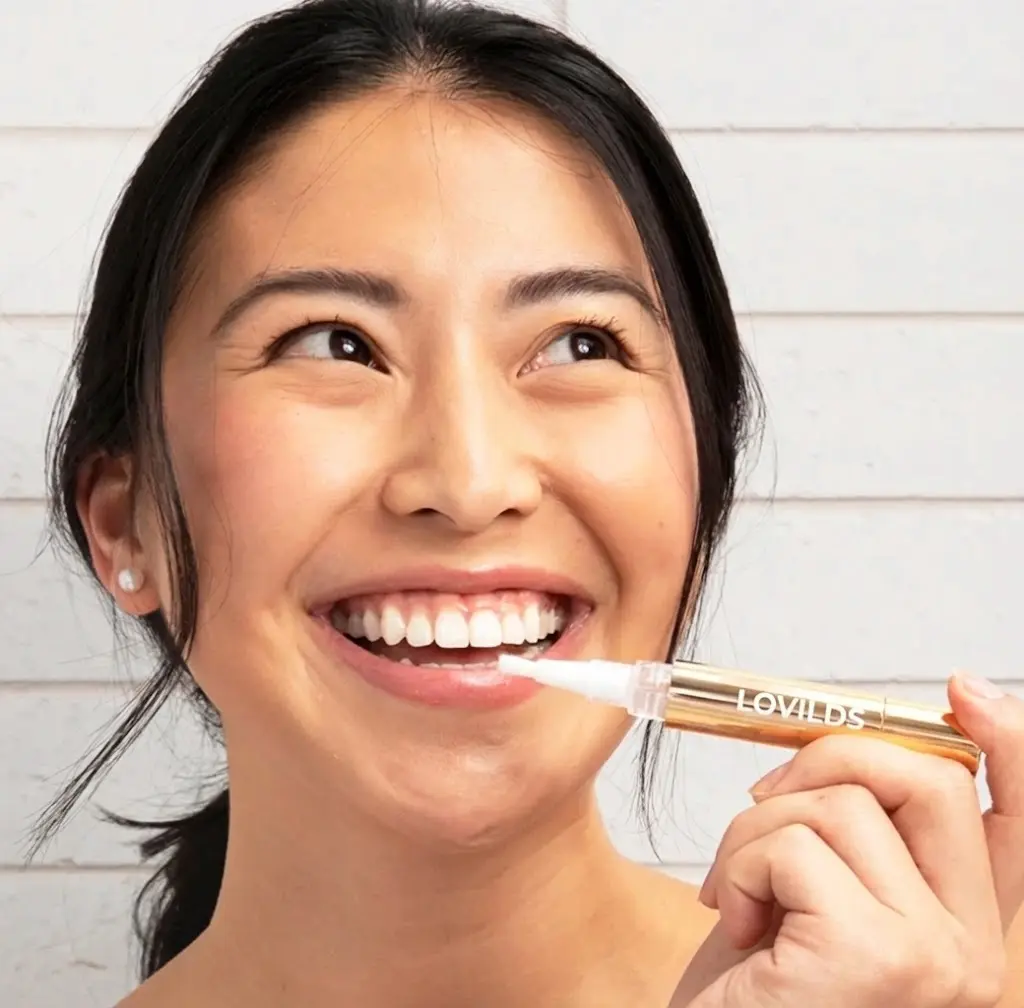 Extra-Strength Teeth Whitening Serum Pen + Dual-Peroxide Formula & Xylitol - Image 2