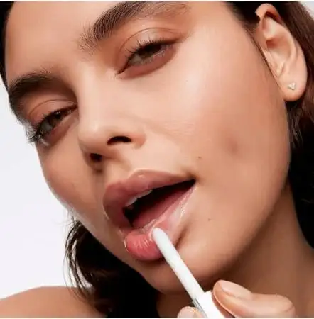 Skip the Clinic! 🚫💉 Get Fuller Lips Instantly 💋 - Image 7