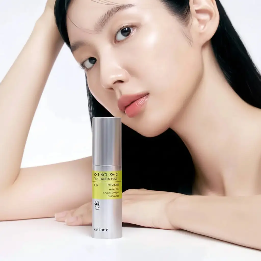 Retinol Tightening & Fast-Absorbing Hydration for Radiant Skin - Image 3